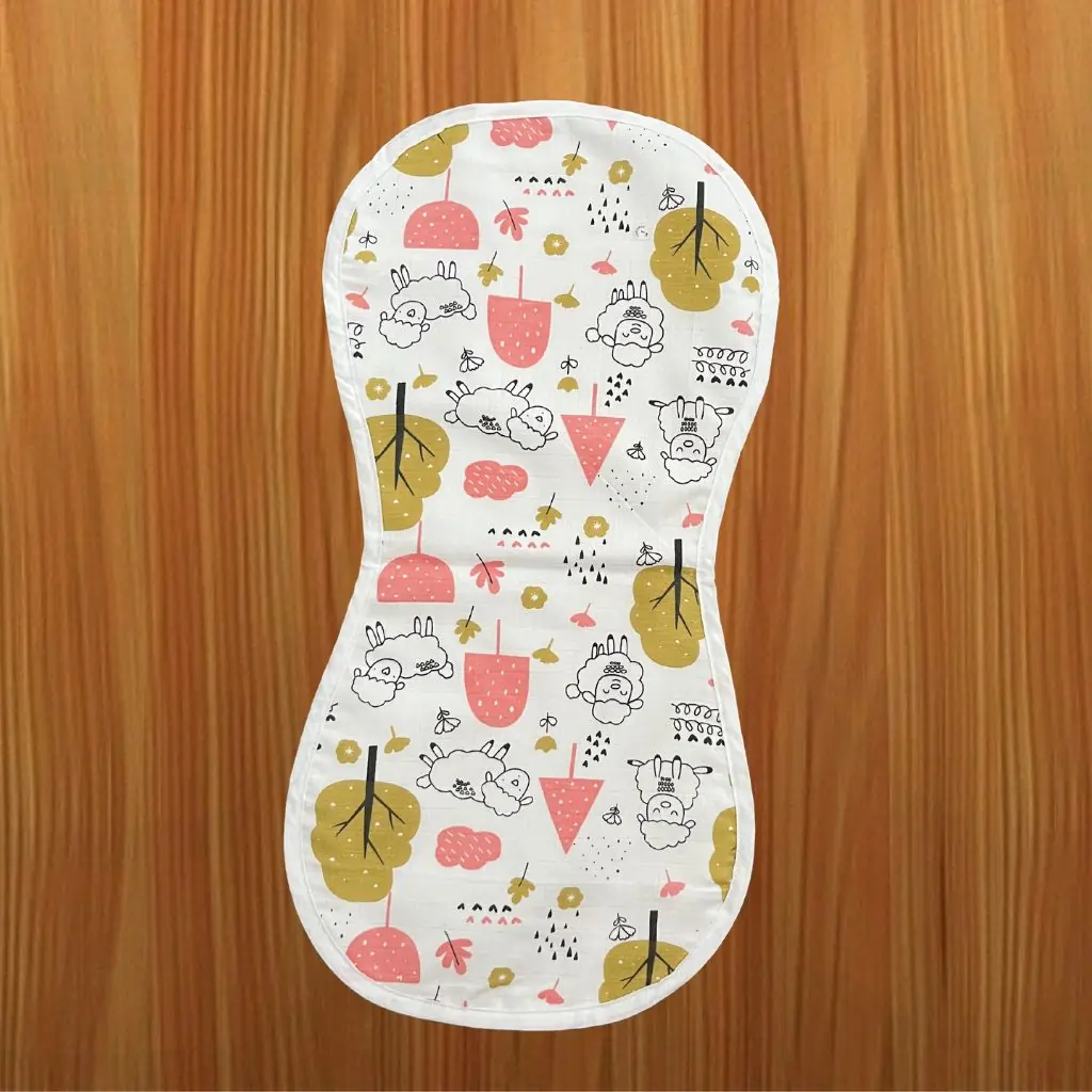 Photo 1 of 1 - Mamoritai Baby Burp Cloth: Sheep & Tree Design | MAMORITAI.SHOP