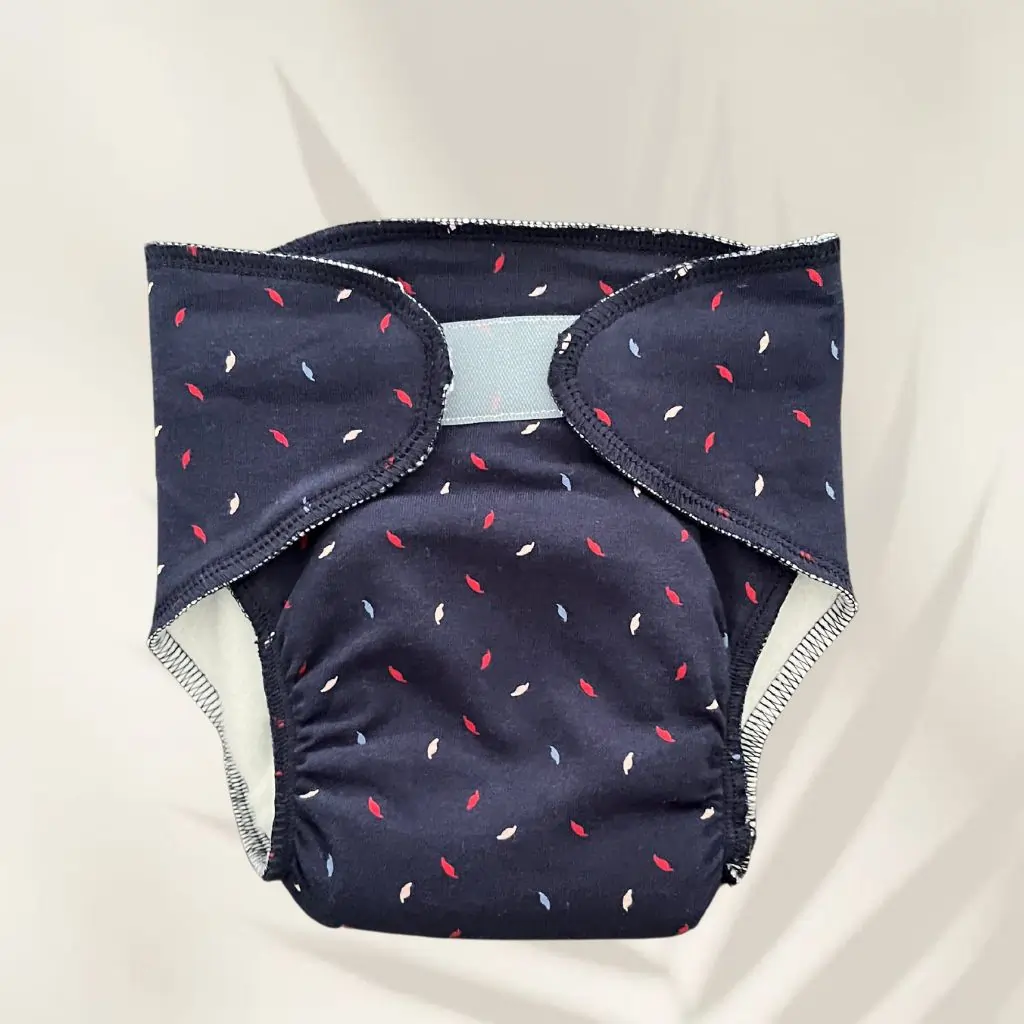 Photo 1 of 1 - Mamoritai Reusable Baby Cloth Diaper: Leaf Print | MAMORITAI.SHOP