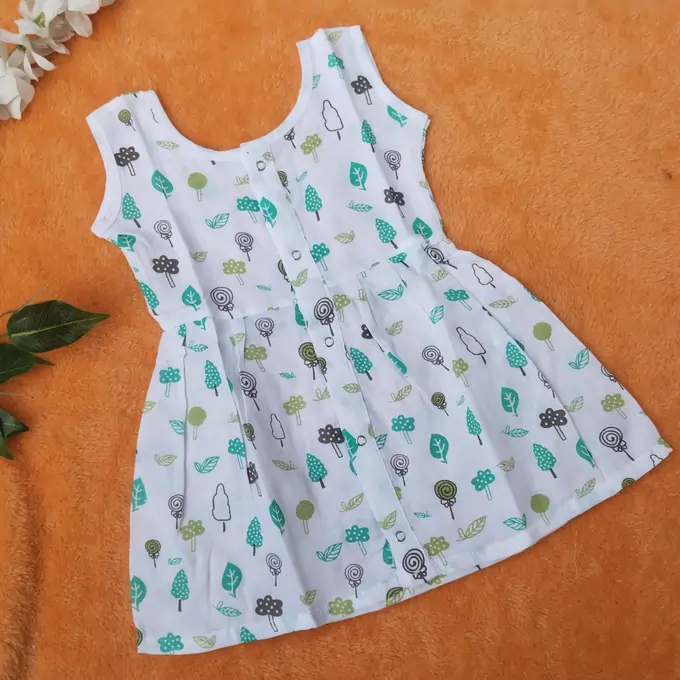 Photo 1 of 1 - Muslin Frock for Baby Girl - Green Leaf | MAMORITAI.SHOP