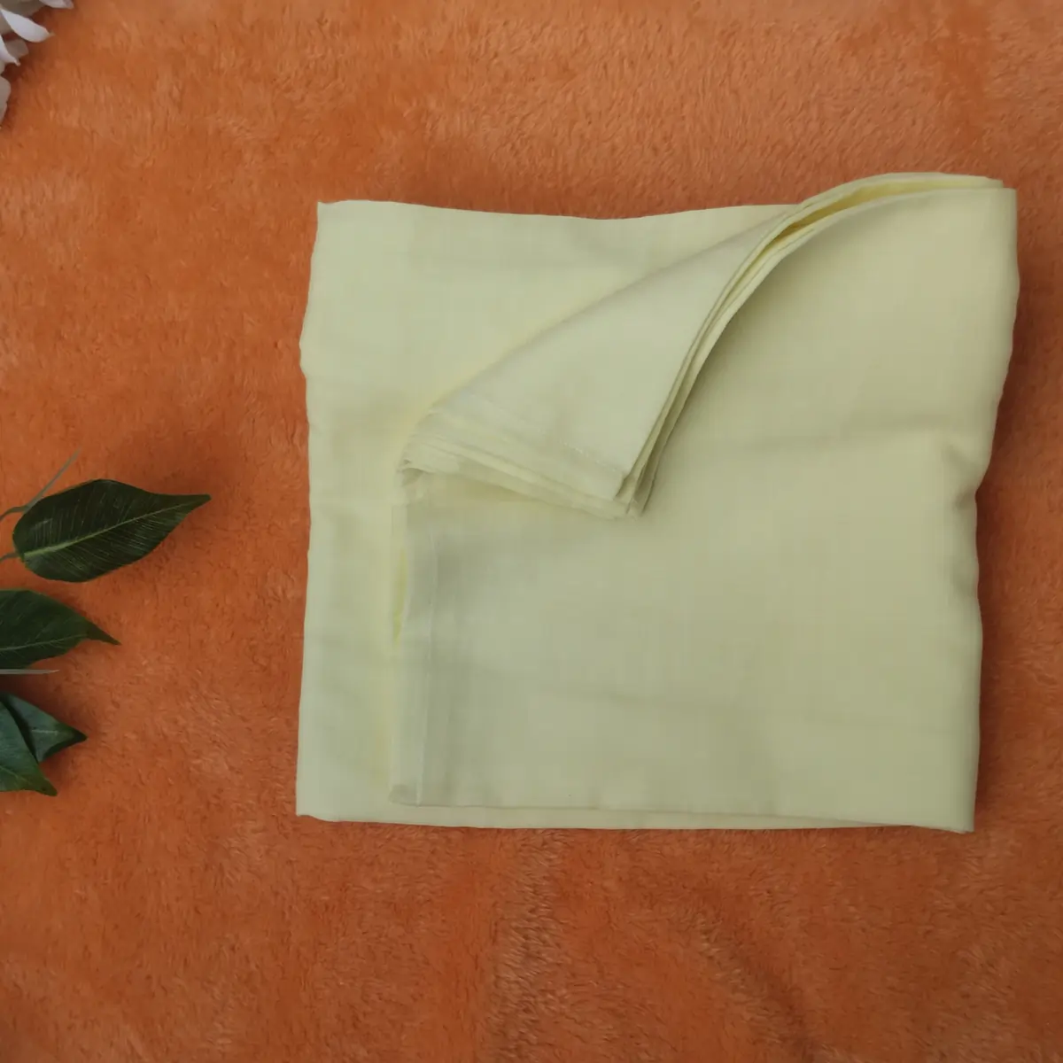 Photo 1 of 1 - Muslin Swaddles for Newborns – Soft, Breathable, Yellow | MAMORITAI.SHOP